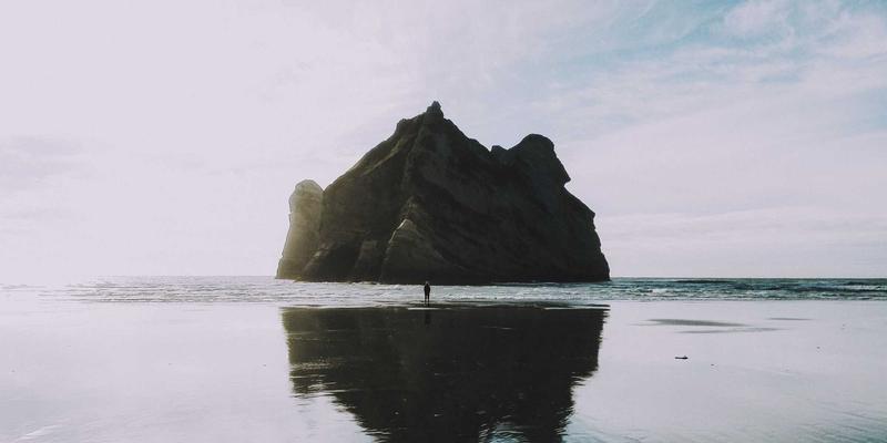 从“救火队”到“导航仪”：企业合规风险管理如何通过领导力发展与培训咨询实现业务主动嵌入