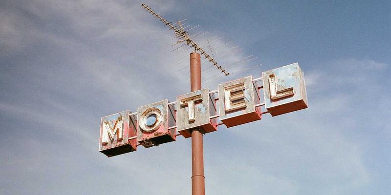 变革管理中的沟通艺术：化解员工抵触，引领企业平稳转型的三大战略